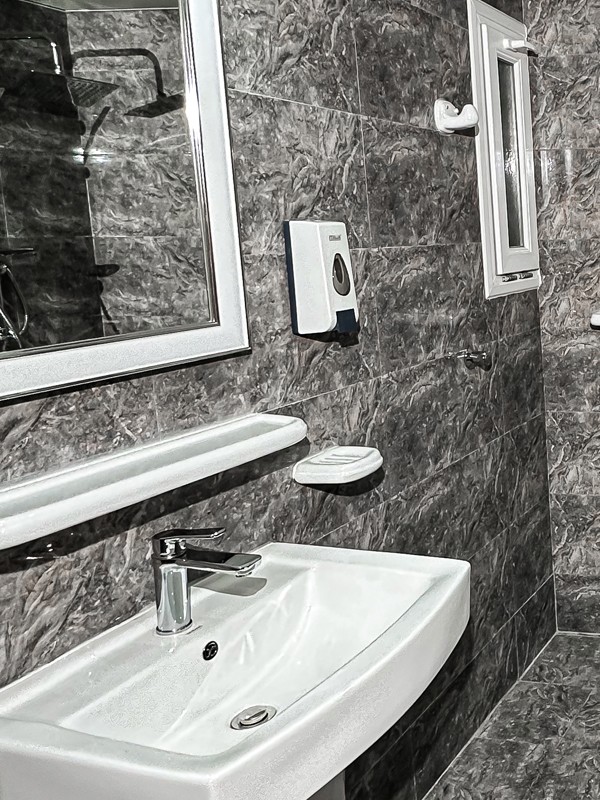 https://www.hotelsandview.com/assets/backend/image/room_type_image/1693824832_1.jpg
